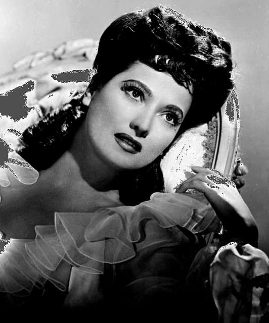 Photo of Merle Oberon